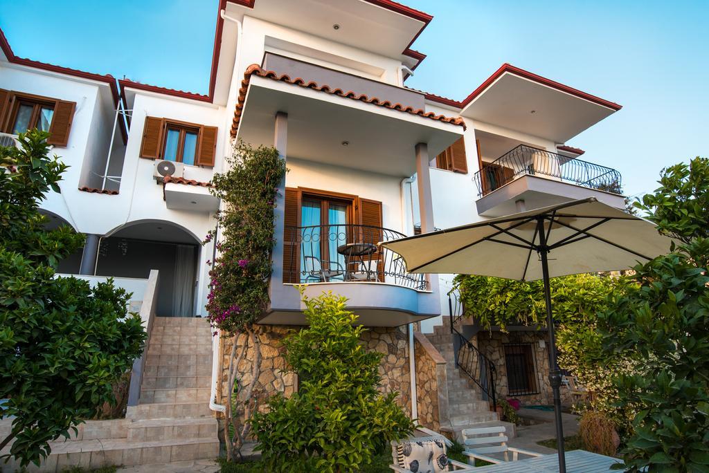 Bouganvillia Homes Nikiti  Extérieur photo