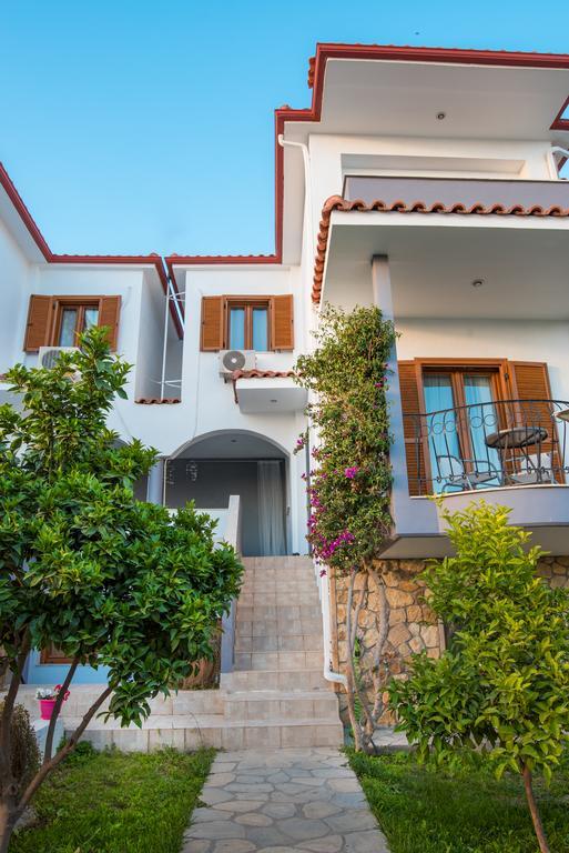 Bouganvillia Homes Nikiti  Extérieur photo